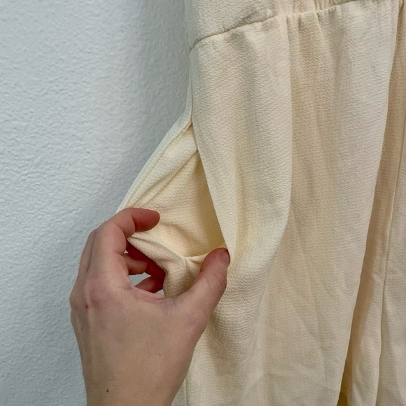 Dainty Hooligan Women Tide Rope Ivory Romper Open Back Halter Size Medium New - Picture 6 of 16